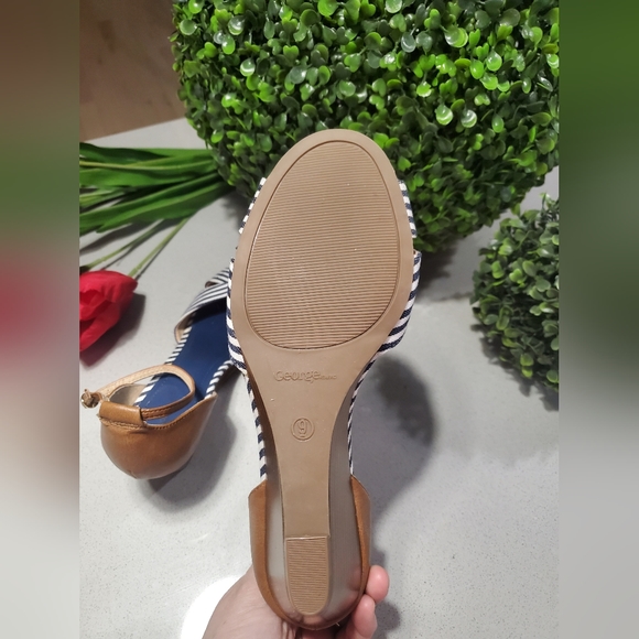 NWOT GEORGE Belles sandales à petits talons compensés neuves sans étiquette - Picture 6 of 7